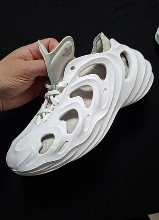 Кроссовки adidas 2