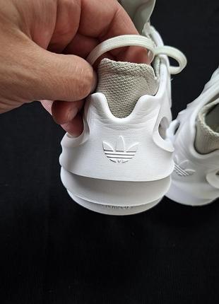 Кроссовки adidas 6