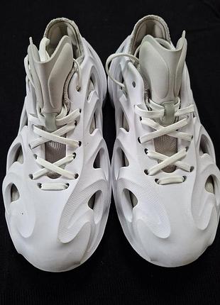 Кроссовки adidas 3
