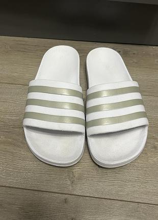 Шльопанці adidas