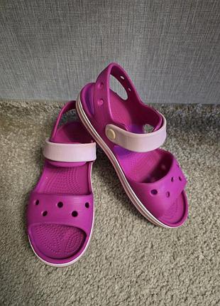 Босоножки на девочку, сандали, розовые сандалии crocs j1, наш 31-32. сандалі crocs crocband.