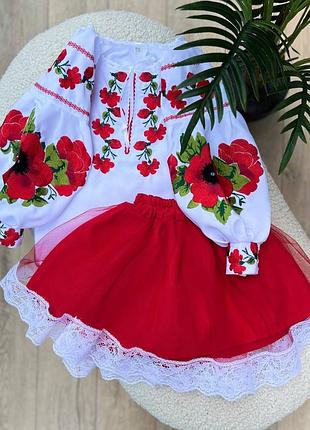 Красивый костюм для девочки