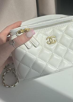Біла сумка chanel