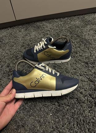 Оригінальні жіночі кросівки calvin klein