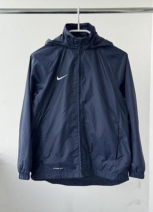 Продам оригінальну спортивну куртку-вітровку nike academy 18 rain jacket розмір 137-147 см