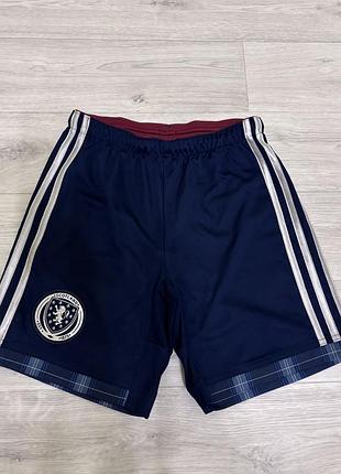Спортивні шорти adidas оригінал р.140