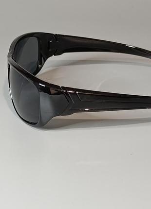 🕶️🕶️ сонцезахисні окуляри в спортивному стилі на глянсовій оправі 🕶️🕶️