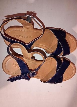 Продам жіночі туфлі еспадрильї m&s р39 made in italy