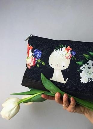 Косметичка дорожня жіноча lovely весна всередині