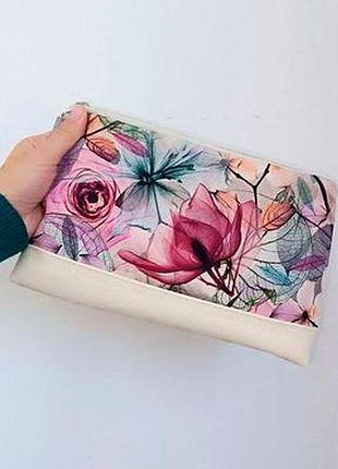 Косметичка дорожня жіноча lovely квіткова графіка