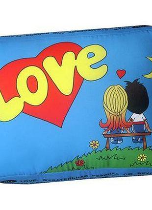 Подушка "lovе…" синя