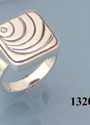 Кольцо из серебра 925 пробы хартов 1320