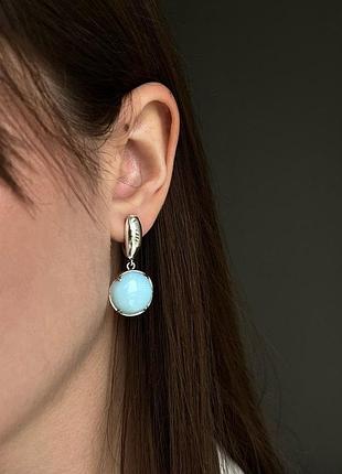 Серьги из серебра с реконструированным лунным камнем хартов 2609