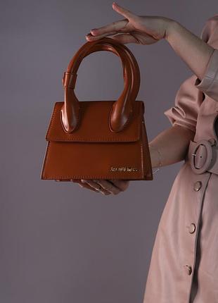 Женская кожаная сумочка jacquemus le chiquito noeud коричневая 20x15x9