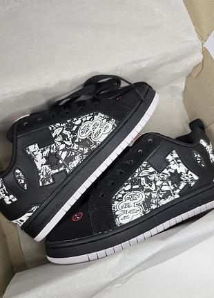 Dc shoes court graffik "marvel 
• black white •