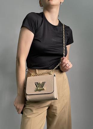 Жіноча стильна сумочка louis vuitton medium twist mm epi leather beige 18 x 15 x 9 см