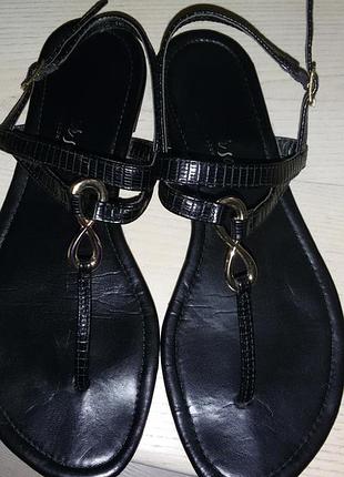 New look (британия)- черные минималистичные сандалии р.40,5-41 (27см)