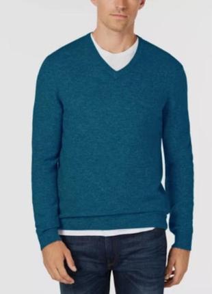 Чоловічий джемпер uniqlo з v-подібним вирізом виконаний у насиченому бірюзовому (teal) кольорі