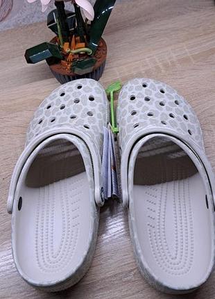 Женские crocs