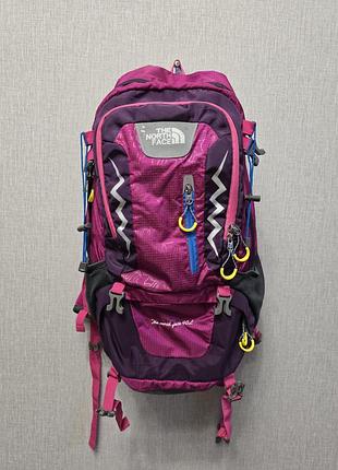 Женский туристический, треккинговый рюкзак the north face. объем 40 л. состояние идеальное.