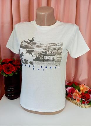 Футболка женская.