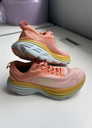 Жіночі кросівки hoka bondi 8, оригінал (24.5 см, персикові)