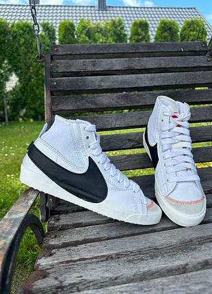 Кросівки nike