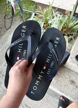 Шльопанці tommy hilfiger