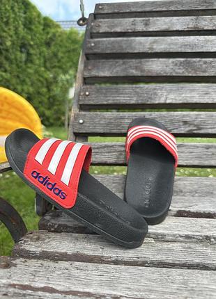 Шльопанці adidas