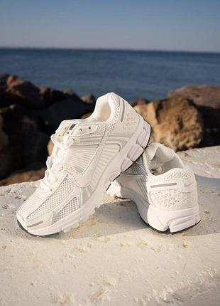 Nike air zoom vomero 5 white