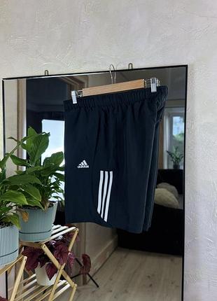 Спортивні шорти adidas climalite технологічні чорні з лампасами