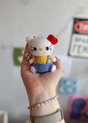 Мʼяка іграшка брелок хеллоу кітті