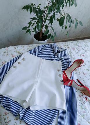 Актуальные шорты от zara р.40/38
