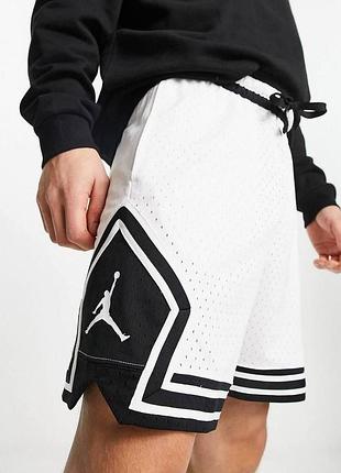 Шорты jordan dry fit белые