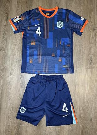 Футбольна форма збірної нідерландів nike 2024 (netherlands 2024 away stadium) на підлітків 11–13 років (орієнтовно на зріст 155–165 см)