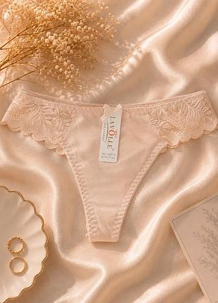 Жіночі мереживні трусики-стринги la volle elegant lace молочний