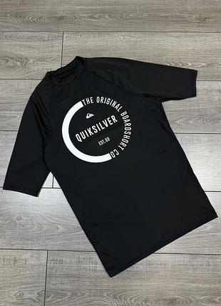 Рашгард quiksilver m  оригінал сонцезахисна футболка для плавання та серфінгу upf 50+