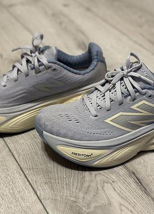 Продам кросівки для бігу new balance