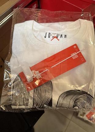 Футболка jordan 23 белая xl (маломірить на l)
