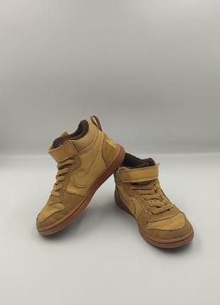 🏀 nike court borough mid winter'wheat - теплые детские демисезонные/зимние кроссовки-ботинки в культовом баскетбольном стиле. 27.5 размер