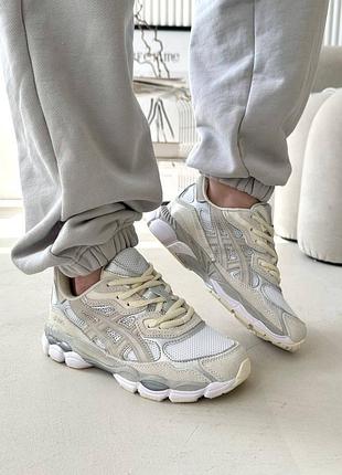 Жіночі кросівки asics gel-nyc light grey