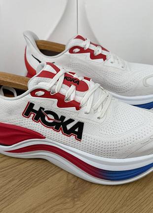 Оригінальні кросівки hoka skyward x
