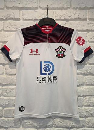 Футболка under armour на 9-11років, 137-147см