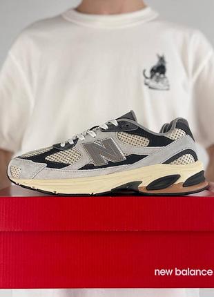 New balance 2010 grey beige black