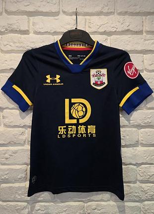 Футболка under armour на 9-11років, 137-147см