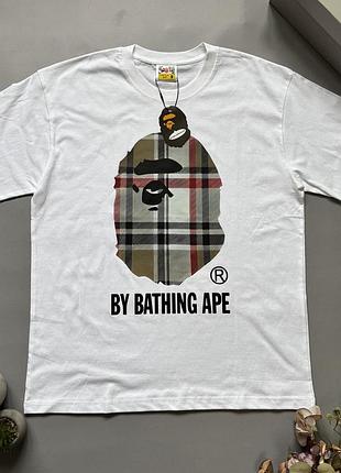 Футболка bape x burberry чоловіча біла футболка бейп х барберрі чоловіча літня повсякденна s