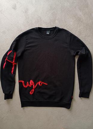 Брендовый свитшот hugo boss.