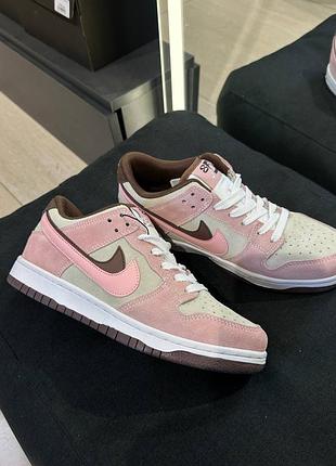 Кроссовки nike dunk в розовом цвете