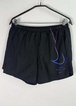 Nike men's dri-fit run division challenger shorts m size