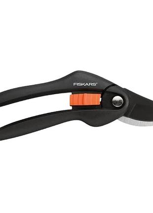 Секатор площинний fiskars single step p26 1000567 для гілок до 20 мм
